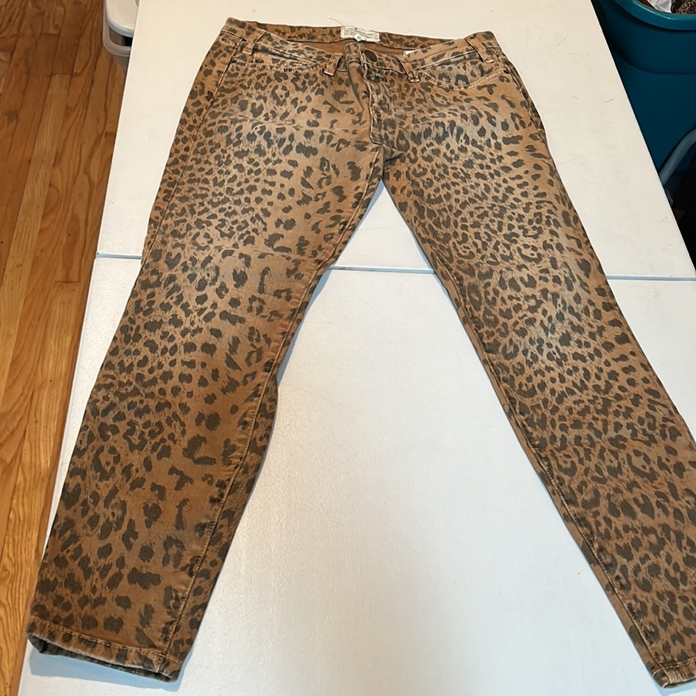 Current / Elliot size 30 tan & black leopard print jeans “THE STILETTO “